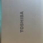 Toshiba Satellite L305-s5919 (Model PSLB8U-0JG037) - Image 2